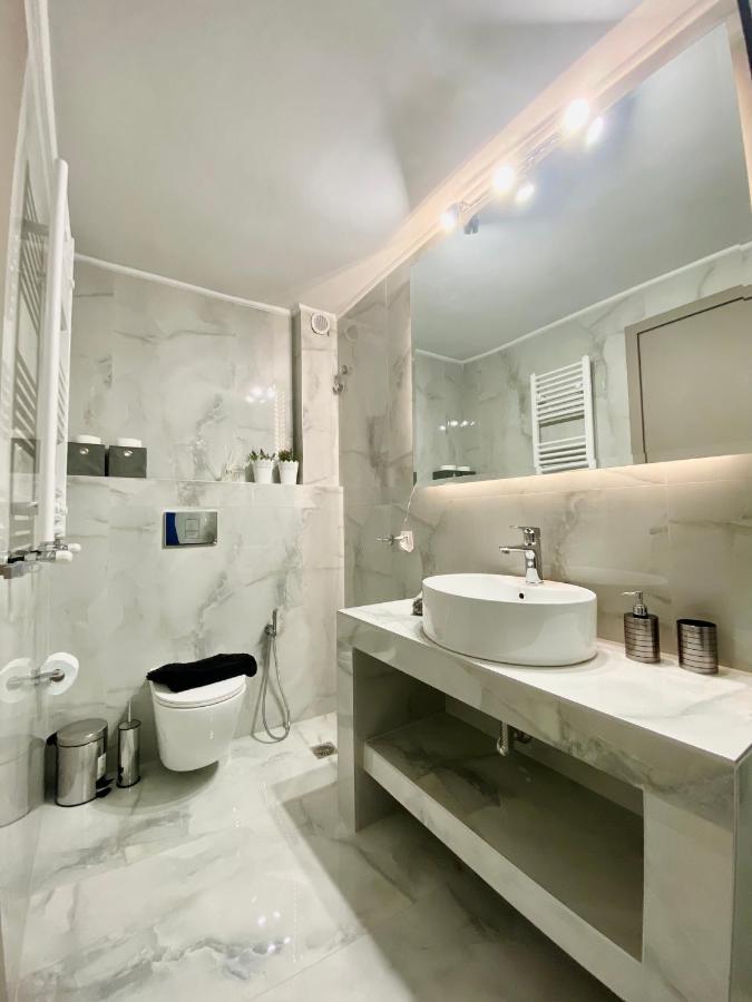 Villa 2&2 Two Floor With Two Bedrooms Ensuite Near To Act College *
