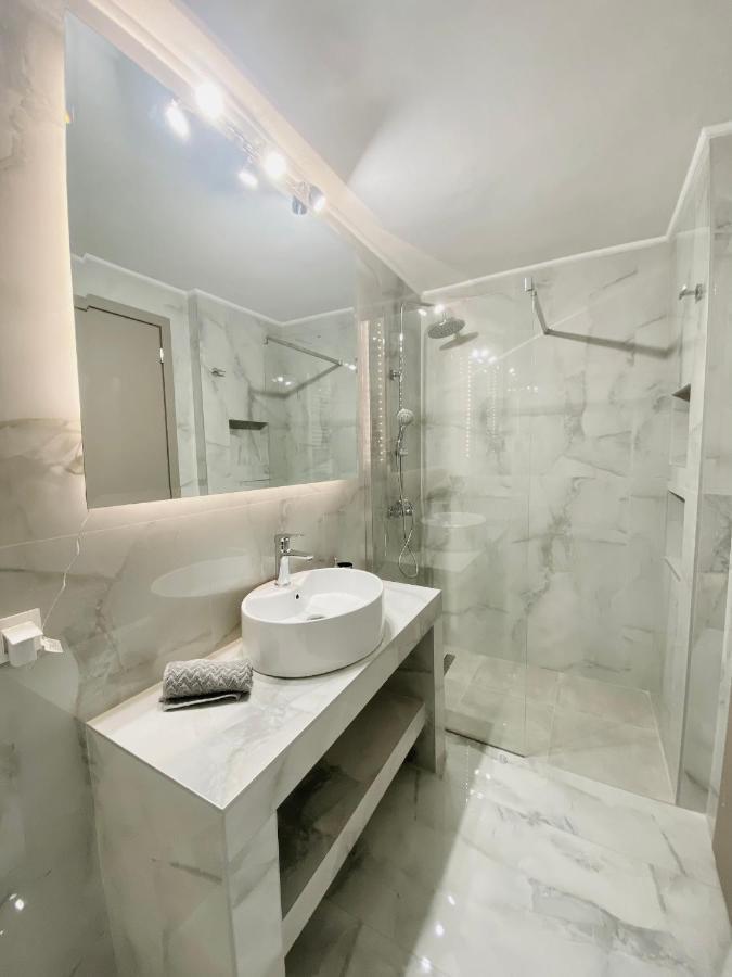 2&2 Two Floor With Two Bedrooms Ensuite Near To Act College Villa Thessaloniki